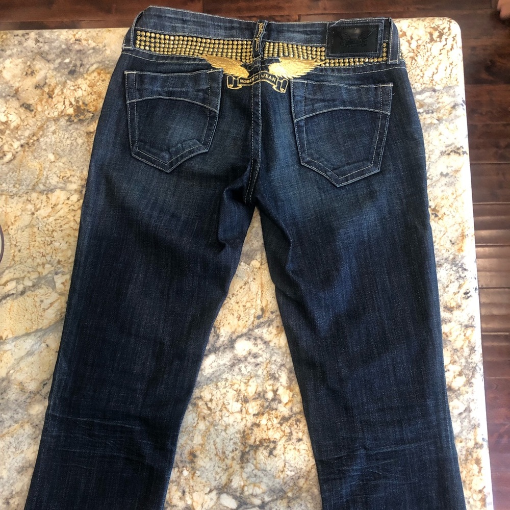 Robin’s Jean Swarovski Crystal embellishments